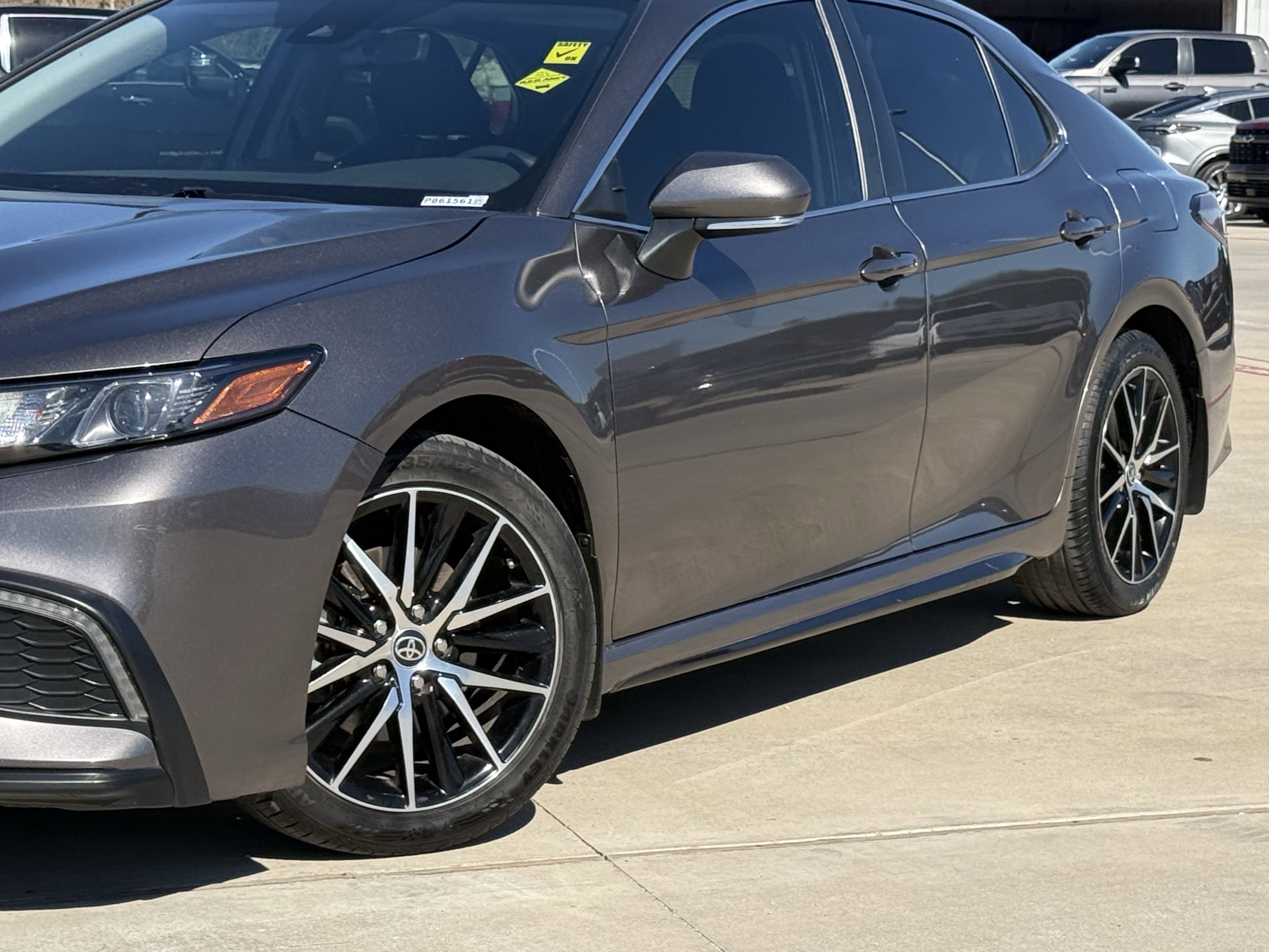 Used 2024 Toyota Camry SE image 11