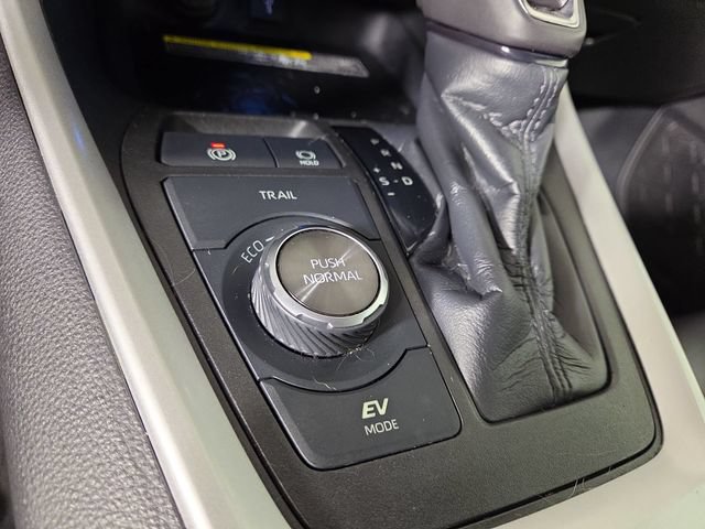 Used 2021 Toyota RAV4 XSE AWD/4WD image 30