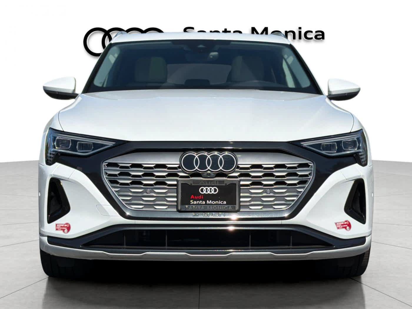Used 2024 Audi Q8 e-tron Premium Plus w/ Premium Plus Package AWD/4WD image 10