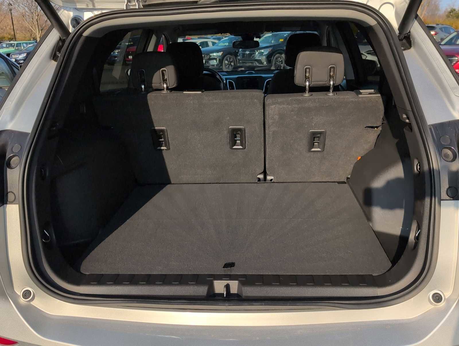 Used 2020 Chevrolet Equinox LT image 32