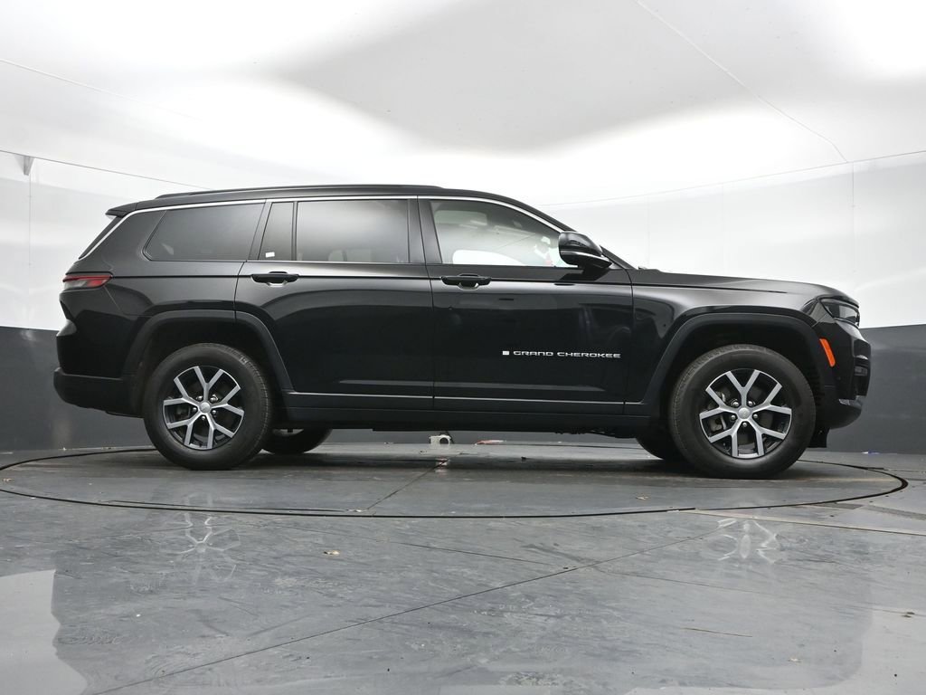 Used 2024 Jeep Grand Cherokee L Limited w/ Luxury Tech Group II image 41