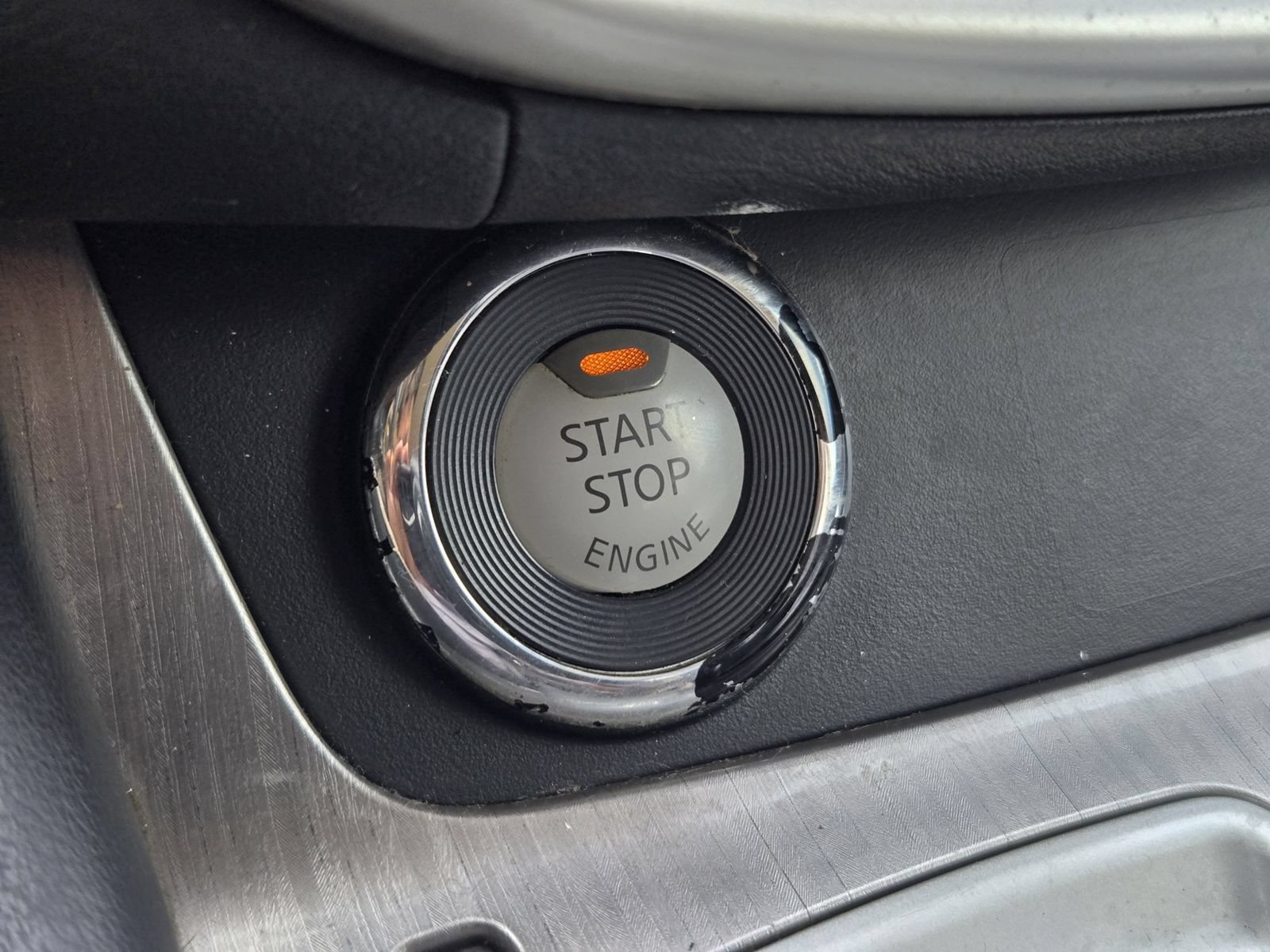 Used 2015 Nissan Murano SV w/ Premium Package FWD image 20