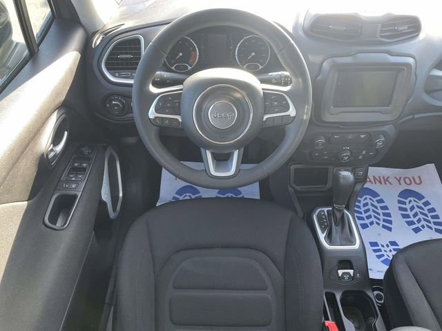 Used 2020 Jeep Renegade Latitude image 12