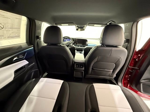 New 2026 Chevrolet Equinox EV LT FWD image 28