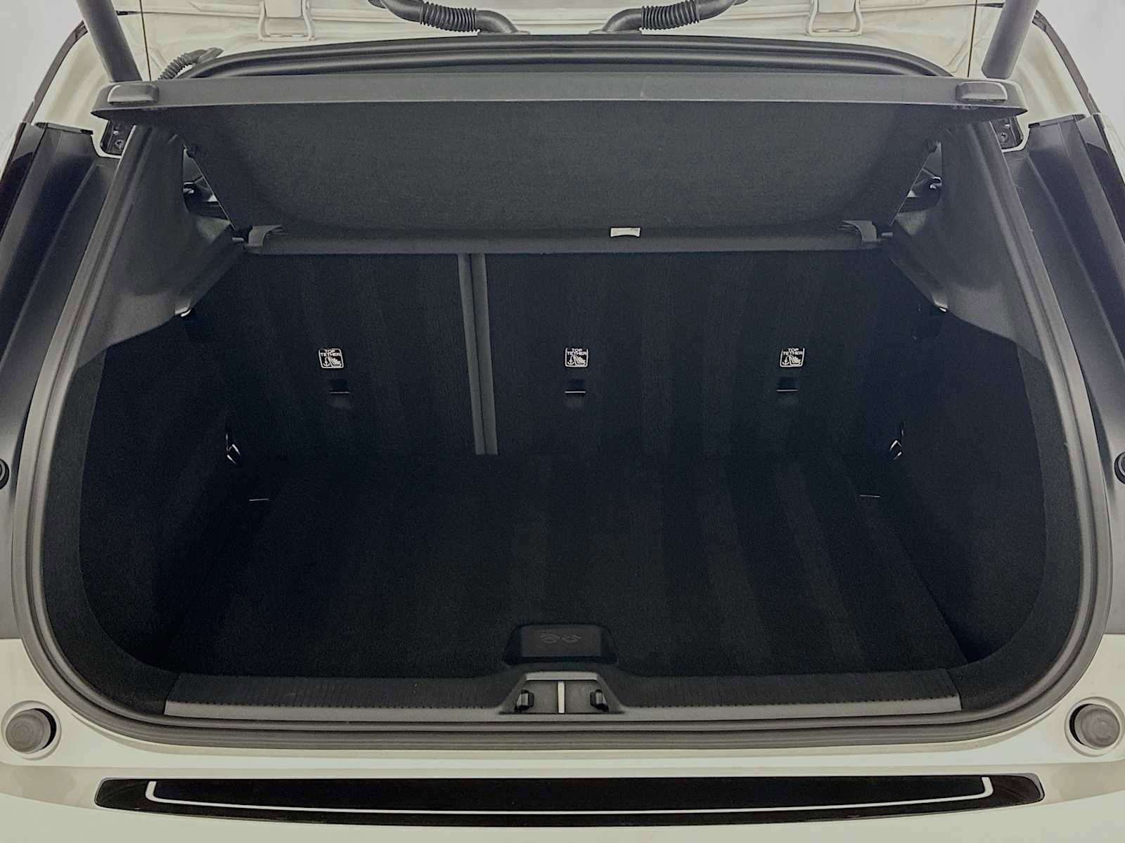 Used 2025 Volvo EX30 Ultra w/ Protection Package Premier image 24