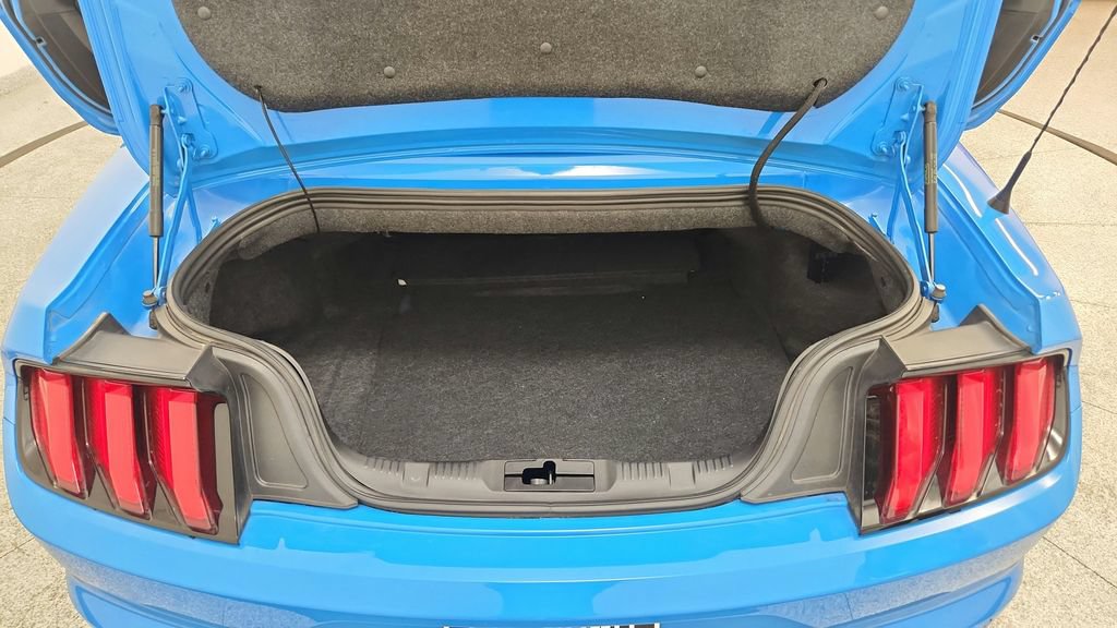 Used 2022 Ford Mustang GT Premium w/ GT Performance Package RWD image 51