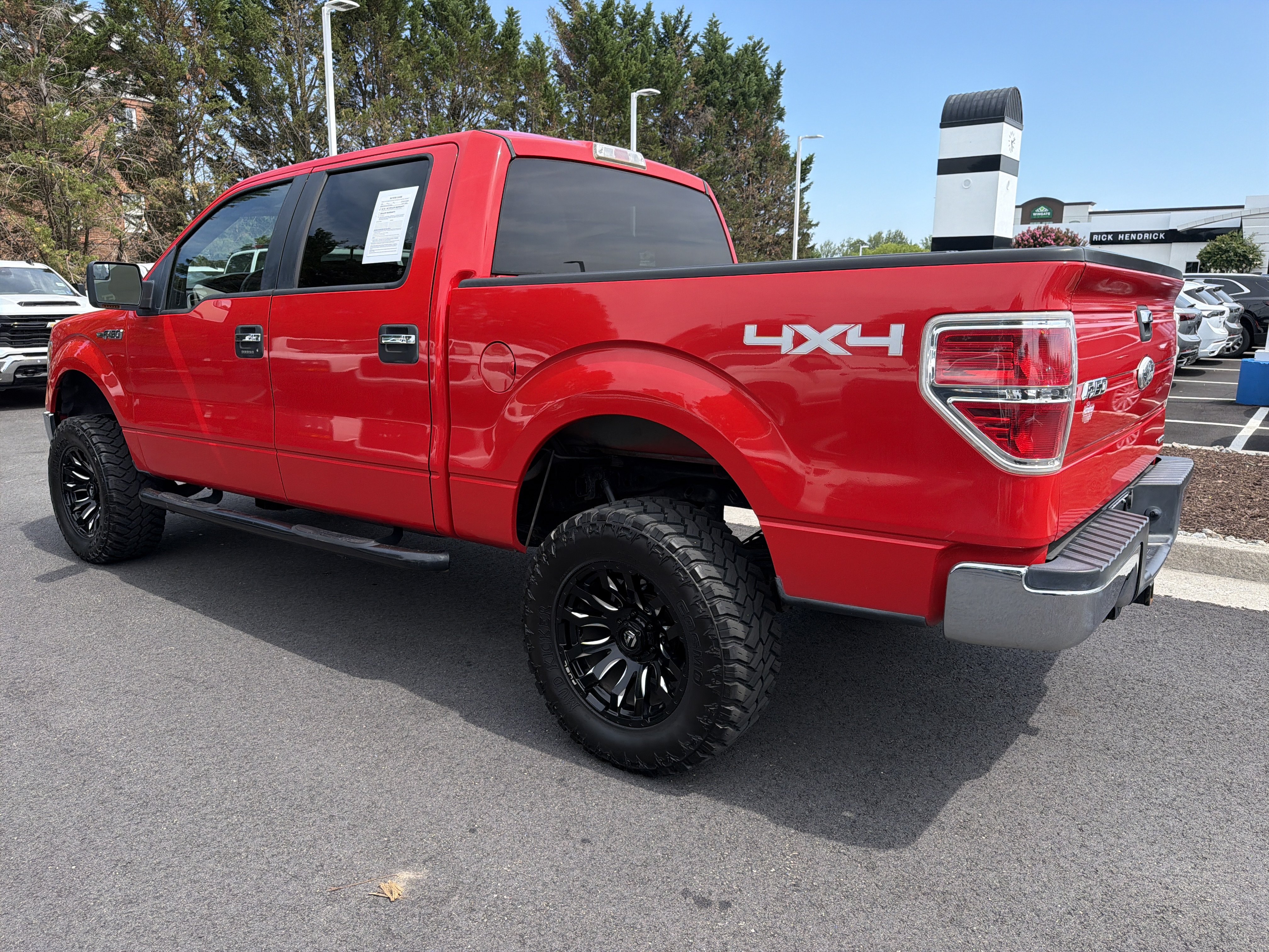Used 2012 Ford F150 XLT w/ XLT Chrome Pkg AWD/4WD image 8