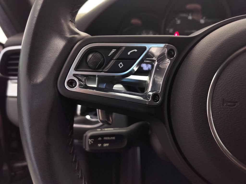 Certified 2019 Porsche 911 Targa 4S AWD/4WD image 16
