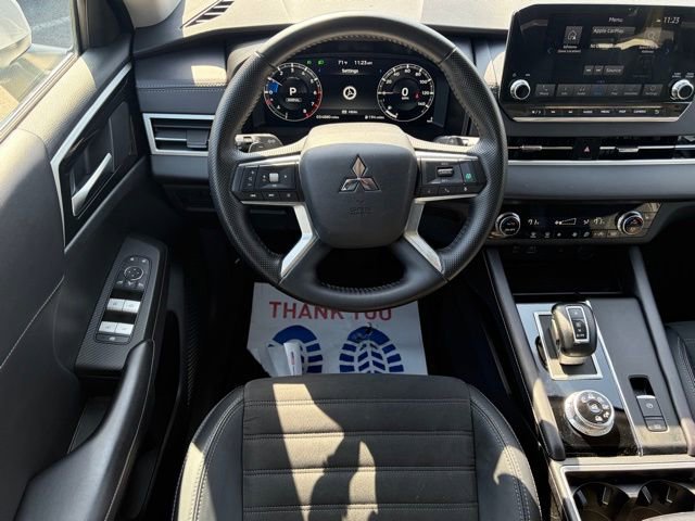 Used 2024 Mitsubishi Outlander SE image 36