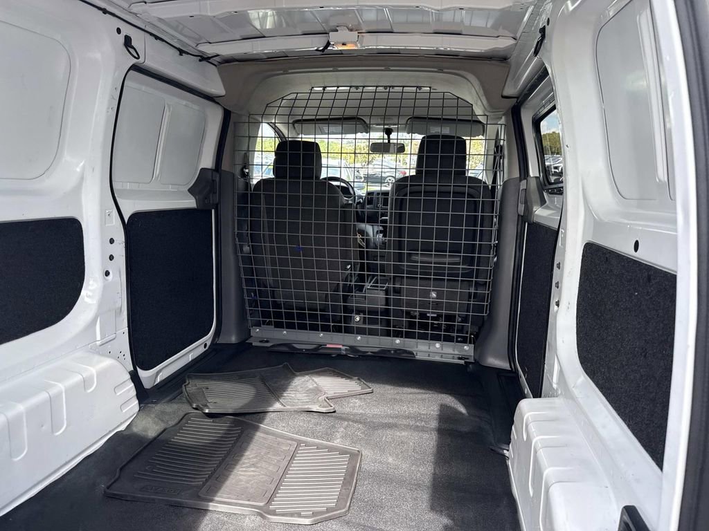 Used 2021 Nissan NV200 SV w/ Back Door Glass Package image 12