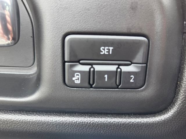 Used 2021 GMC Sierra 1500 SLT w/ SLT Premium Package image 35