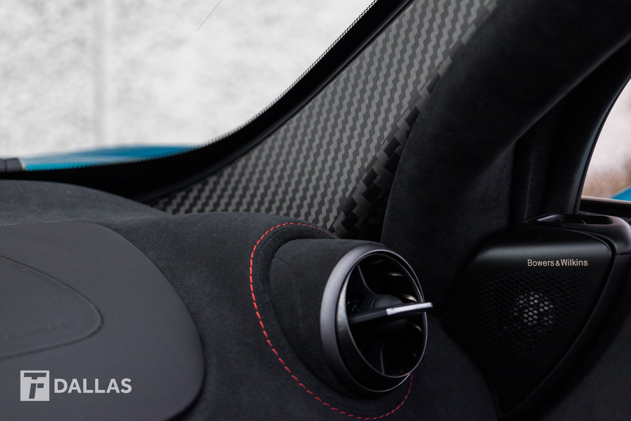 Used 2025 McLaren 750S Spider RWD image 31