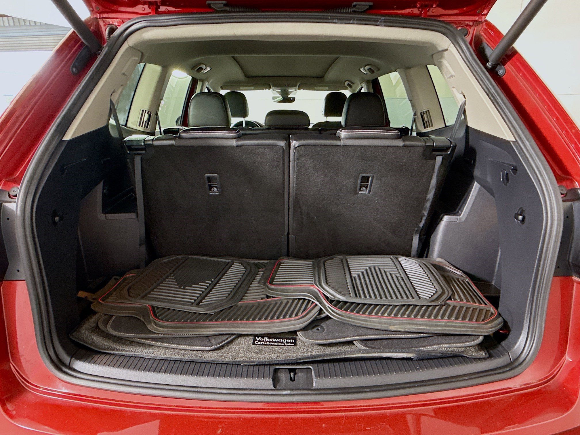 Used 2021 Volkswagen Atlas SEL Premium image 35