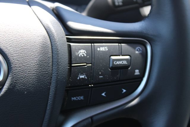 Certified 2025 Lexus UX 300h FWD image 16