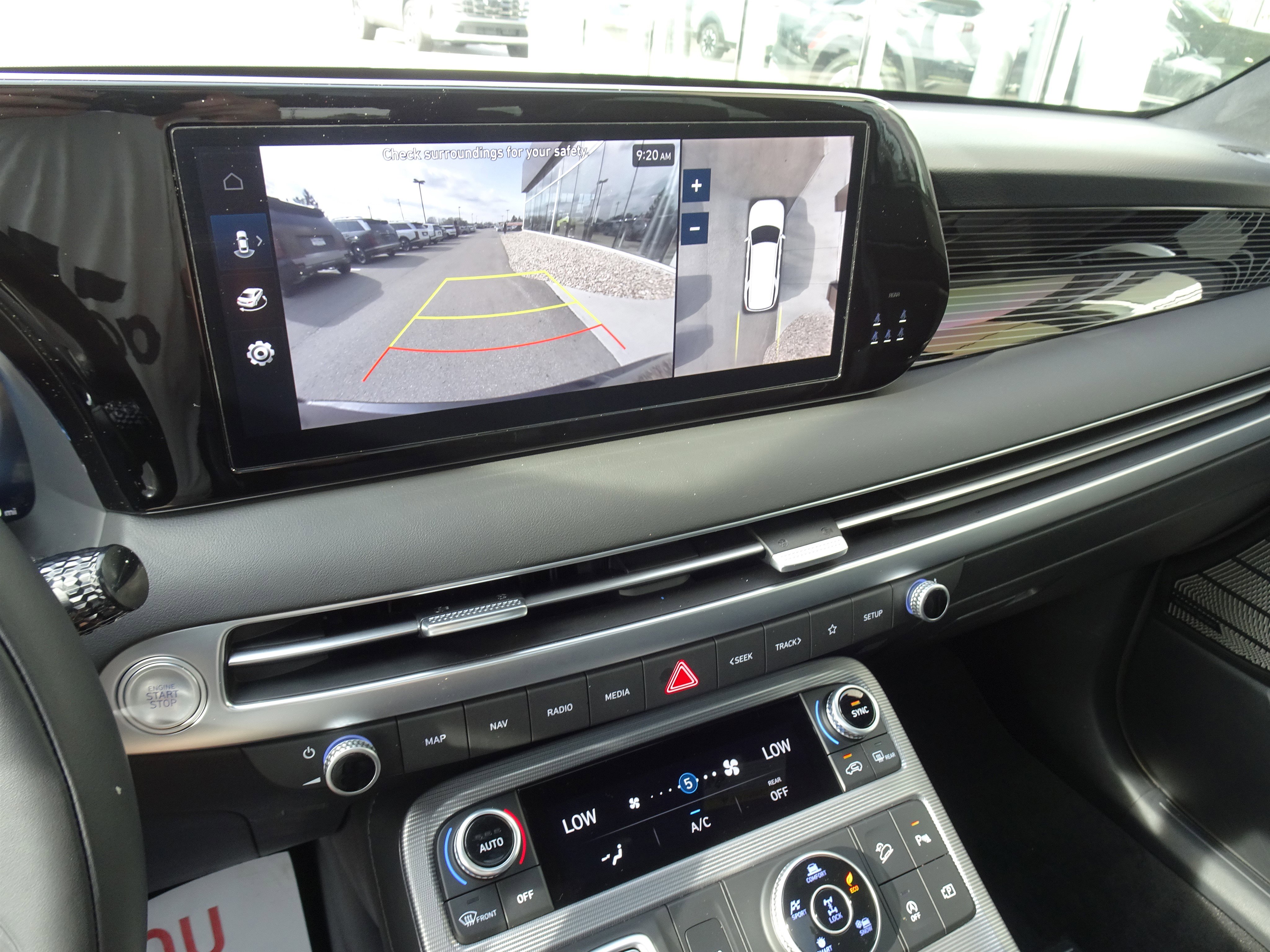 Used 2024 Hyundai Palisade Calligraphy image 22