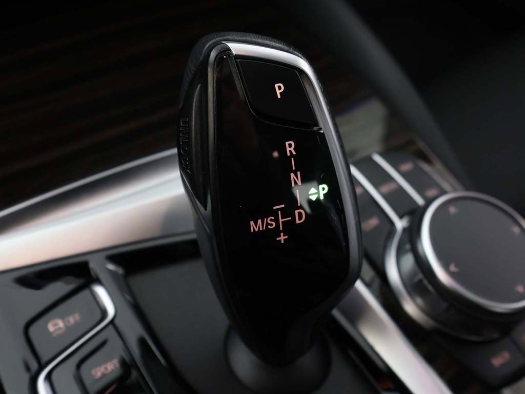 Used 2023 BMW 530i xDrive w/ Convenience Package image 56