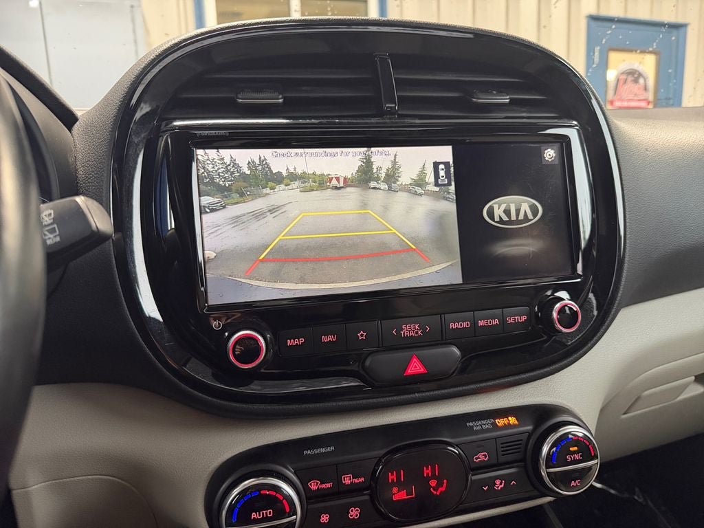 Used 2021 Kia Soul EX FWD image 17