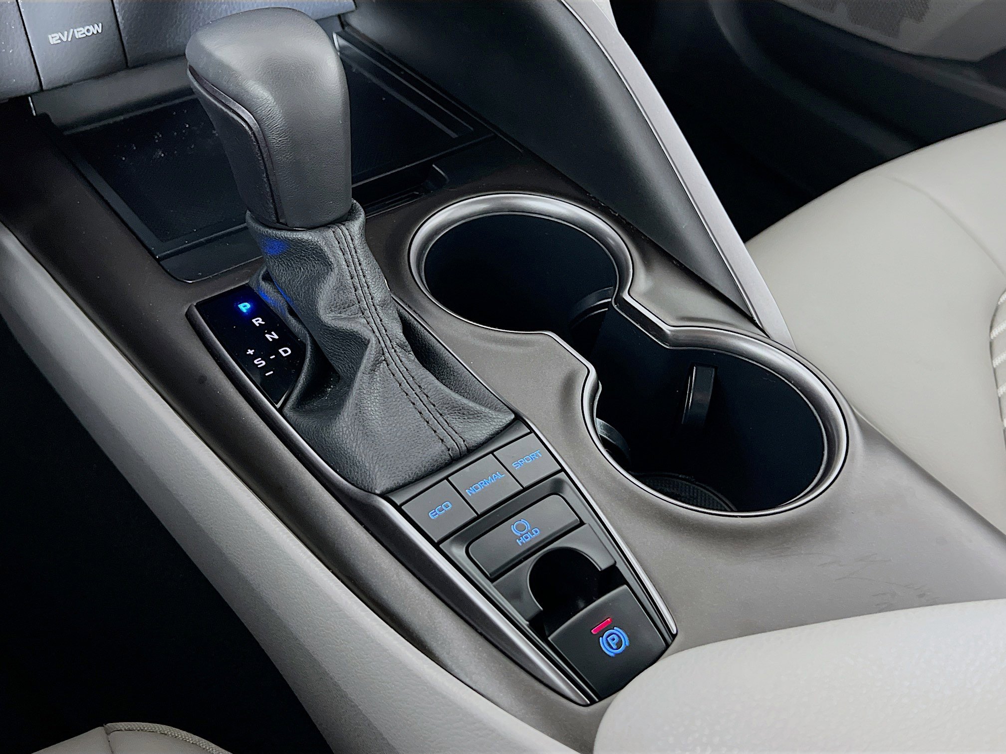 Certified 2024 Toyota Camry SE image 17