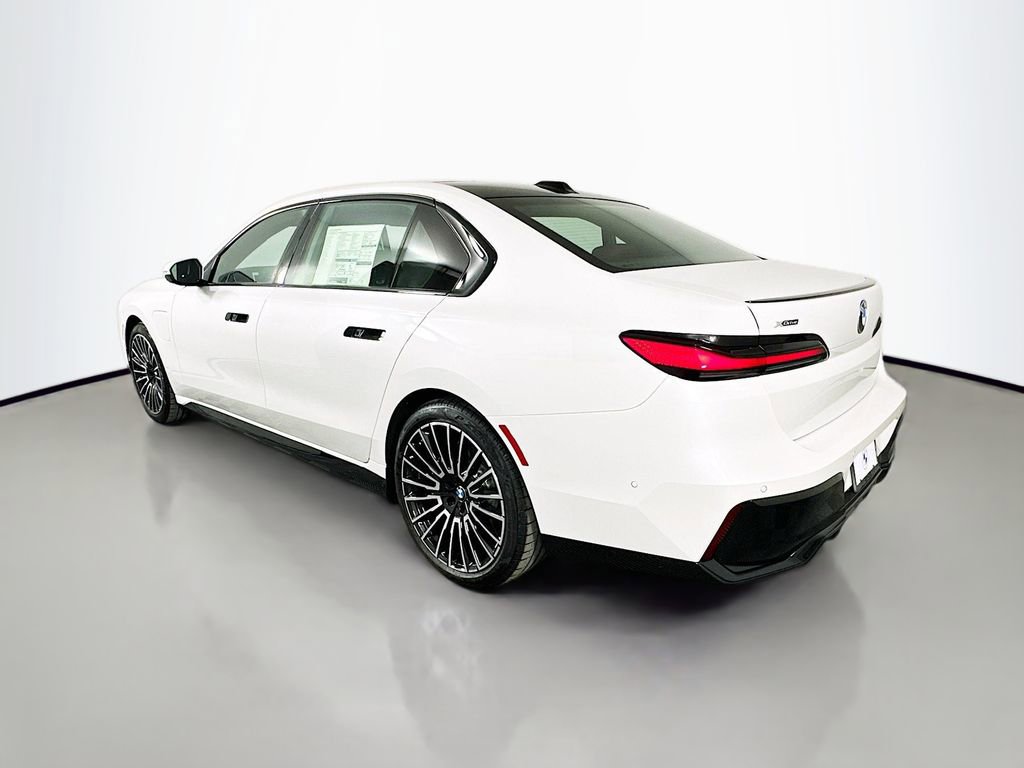 New 2026 BMW 750e xDrive w/ Executive Package image 7