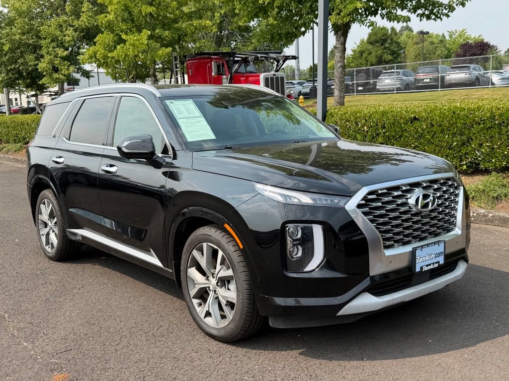 Used 2021 Hyundai Palisade Limited w/ Winter Package AWD/4WD image 2