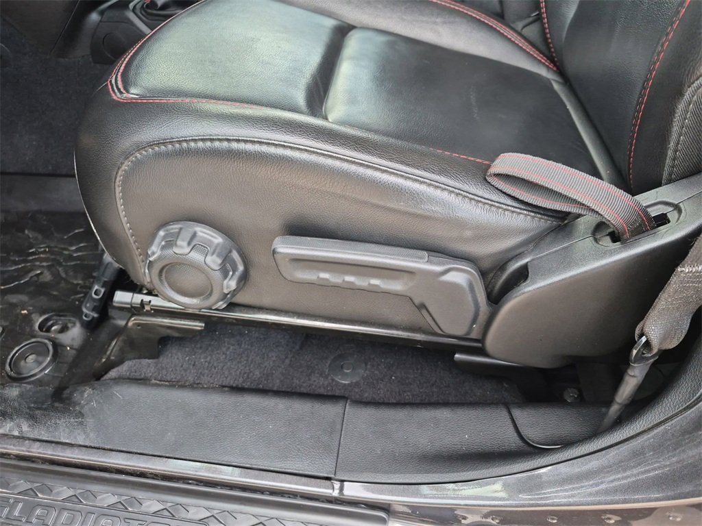 Used 2020 Jeep Gladiator Rubicon image 12