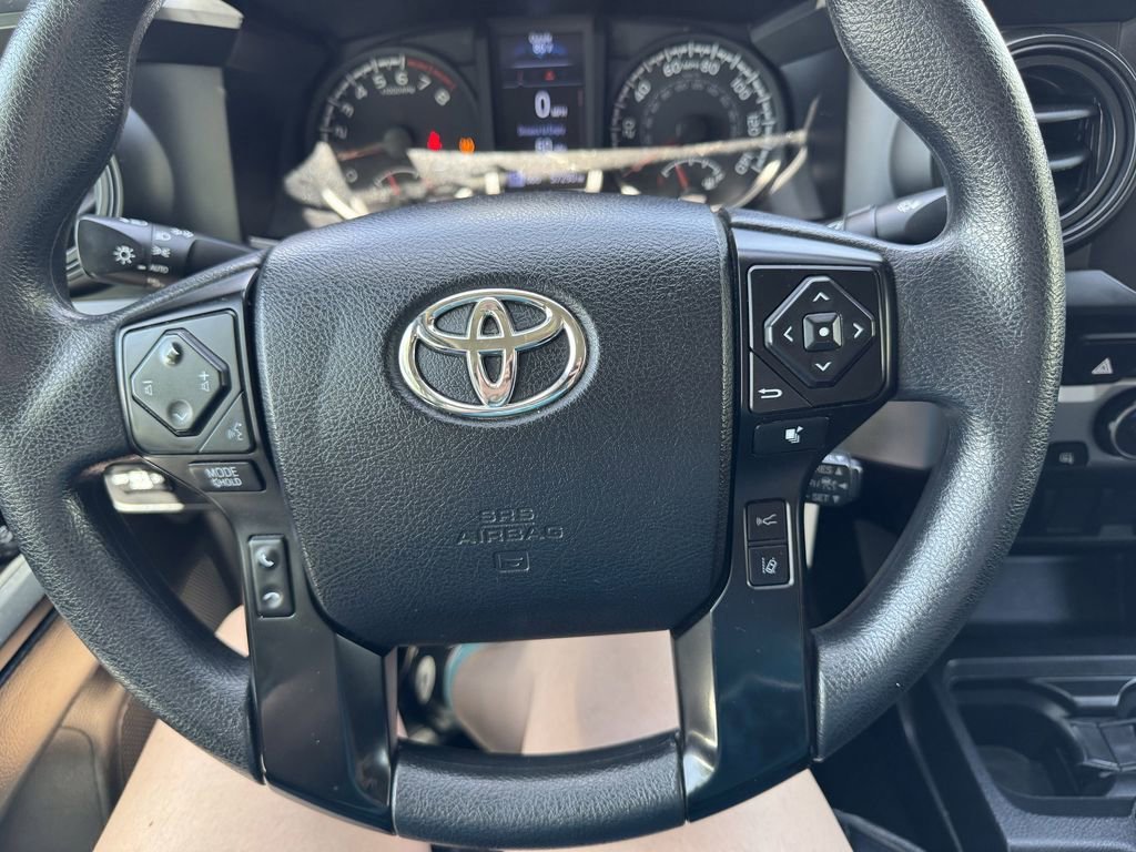 Used 2021 Toyota Tacoma SR AWD/4WD image 11