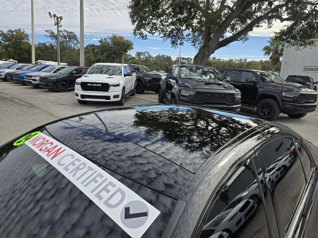 Used 2024 Mercedes-Benz C 300 Sedan image 12