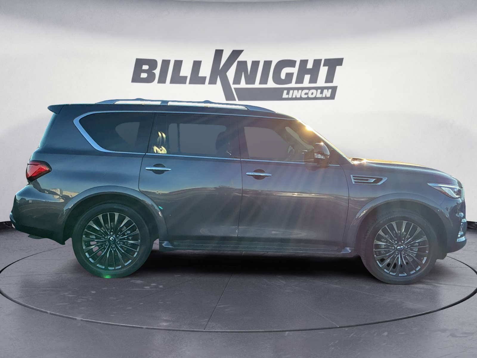 Used 2022 INFINITI QX80 Premium Select w/ Cargo Package RWD image 7