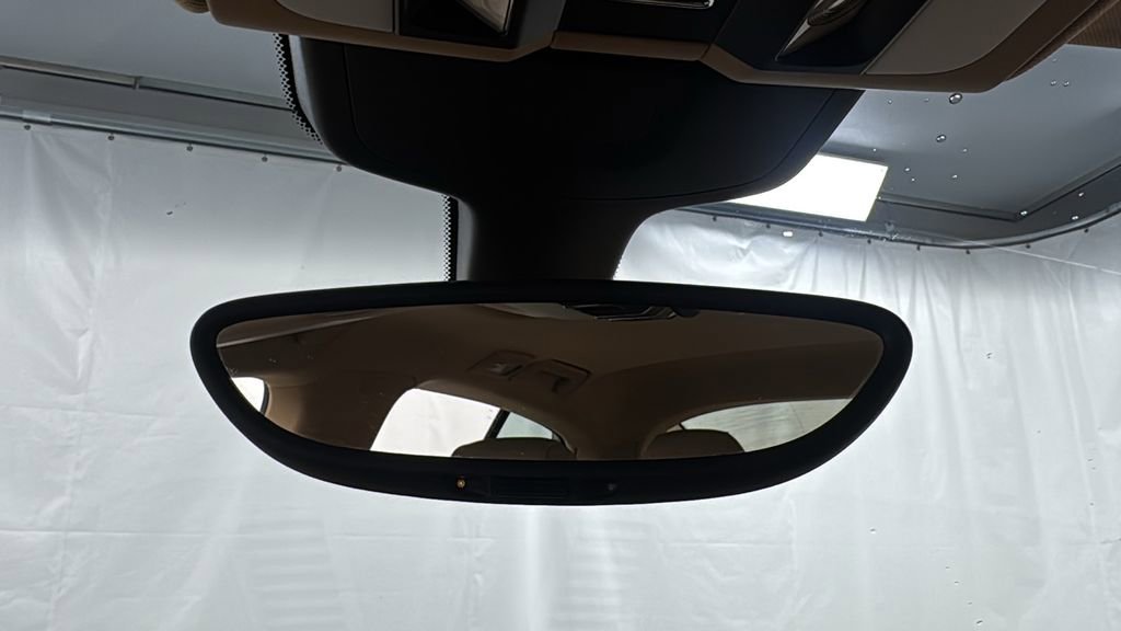 Used 2011 Porsche Panamera 4 image 32