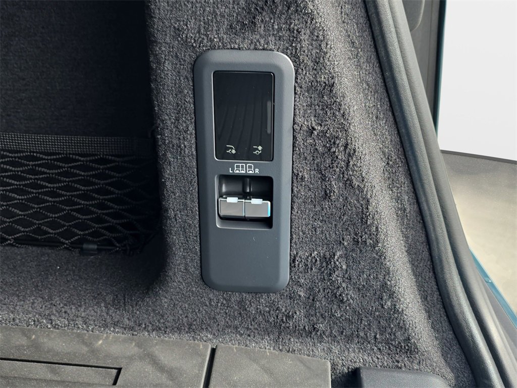 New 2026 Land Rover Range Rover Sport Dynamic SE image 14