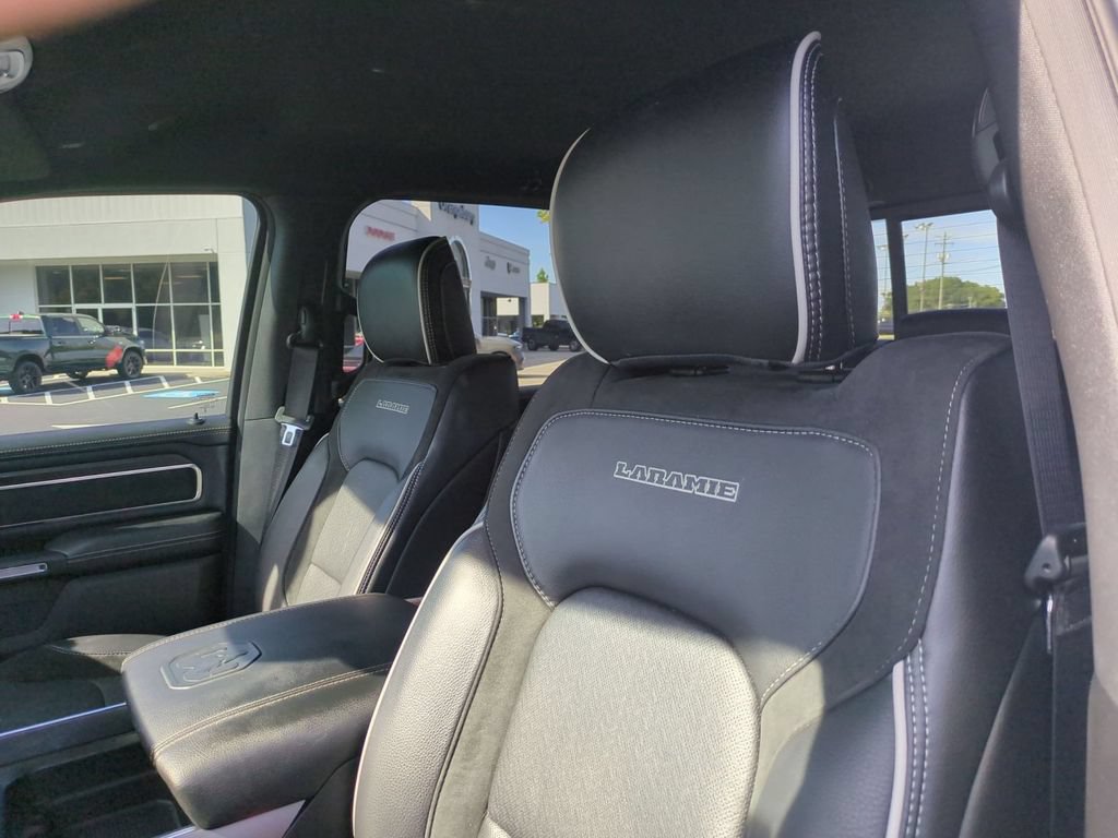 Used 2025 RAM 1500 Laramie w/ Night Edition AWD/4WD image 15