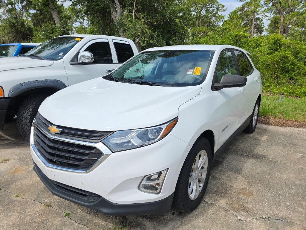Used 2021 Chevrolet Equinox LS w/ LS Convenience Package