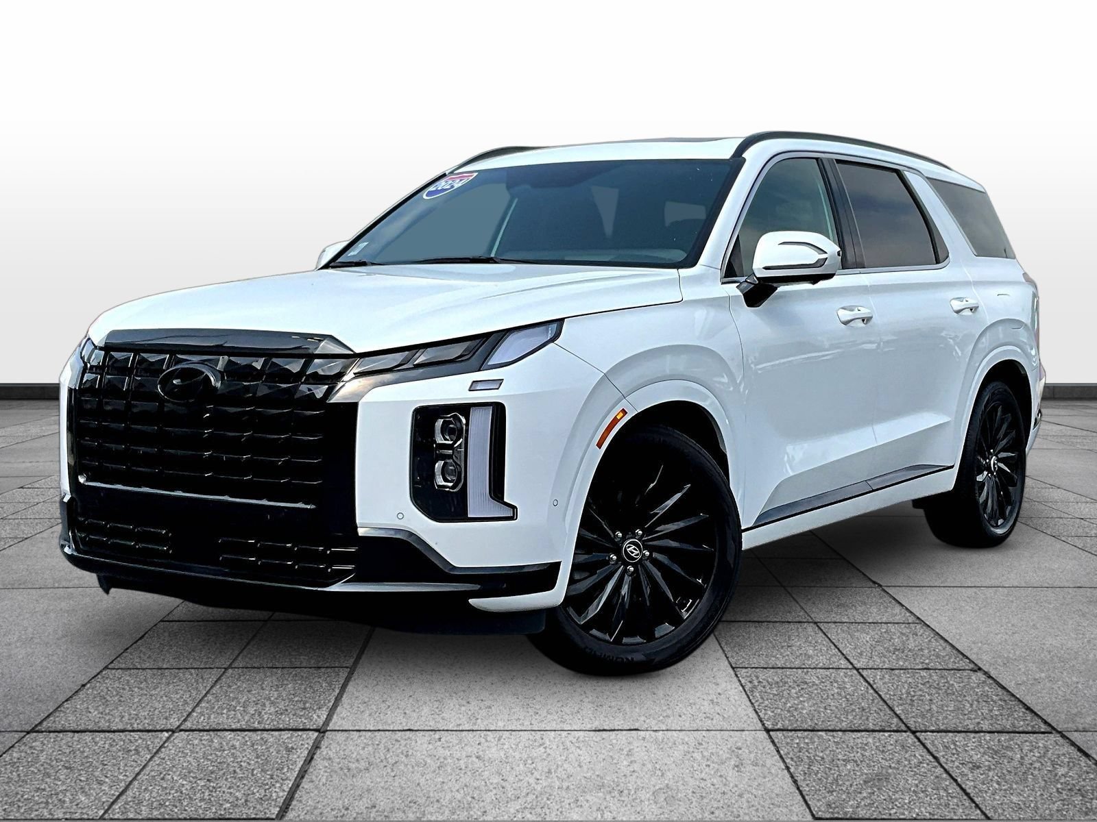 Used 2024 Hyundai Palisade Calligraphy AWD/4WD image 3