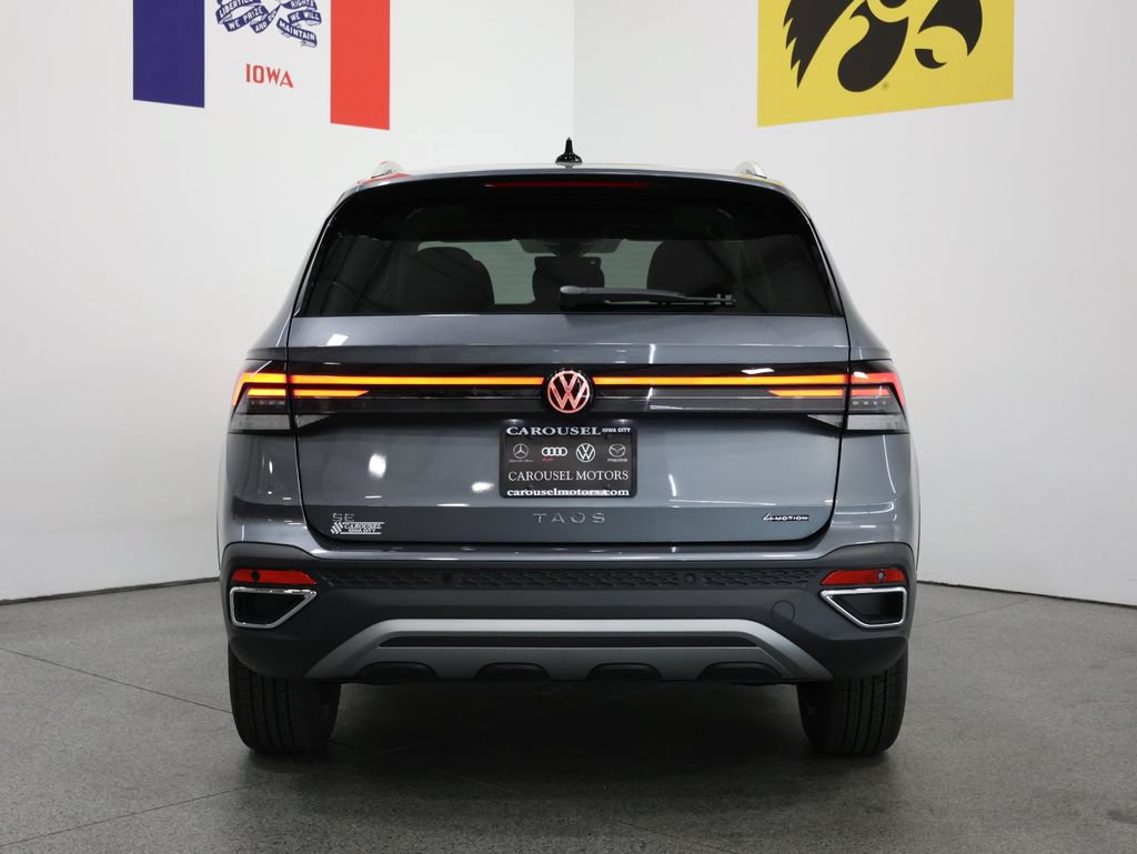 New 2026 Volkswagen Taos SE AWD/4WD image 11