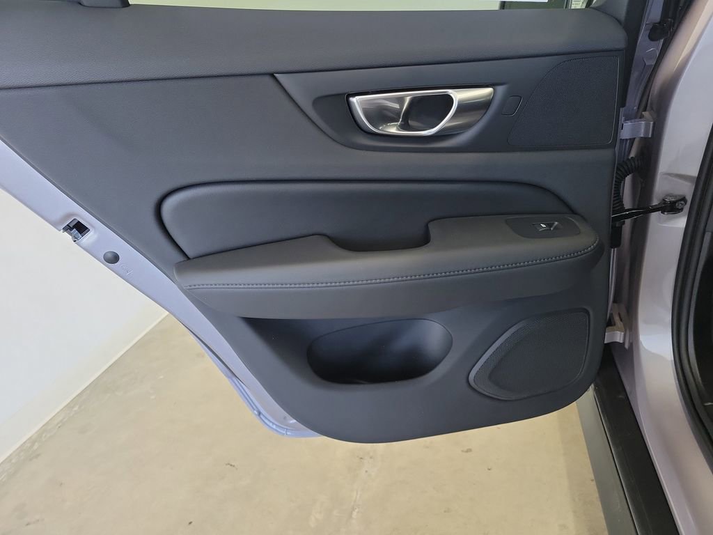 New 2026 Volvo V60 B5 Cross Country Plus w/ Protection Package Premier image 15