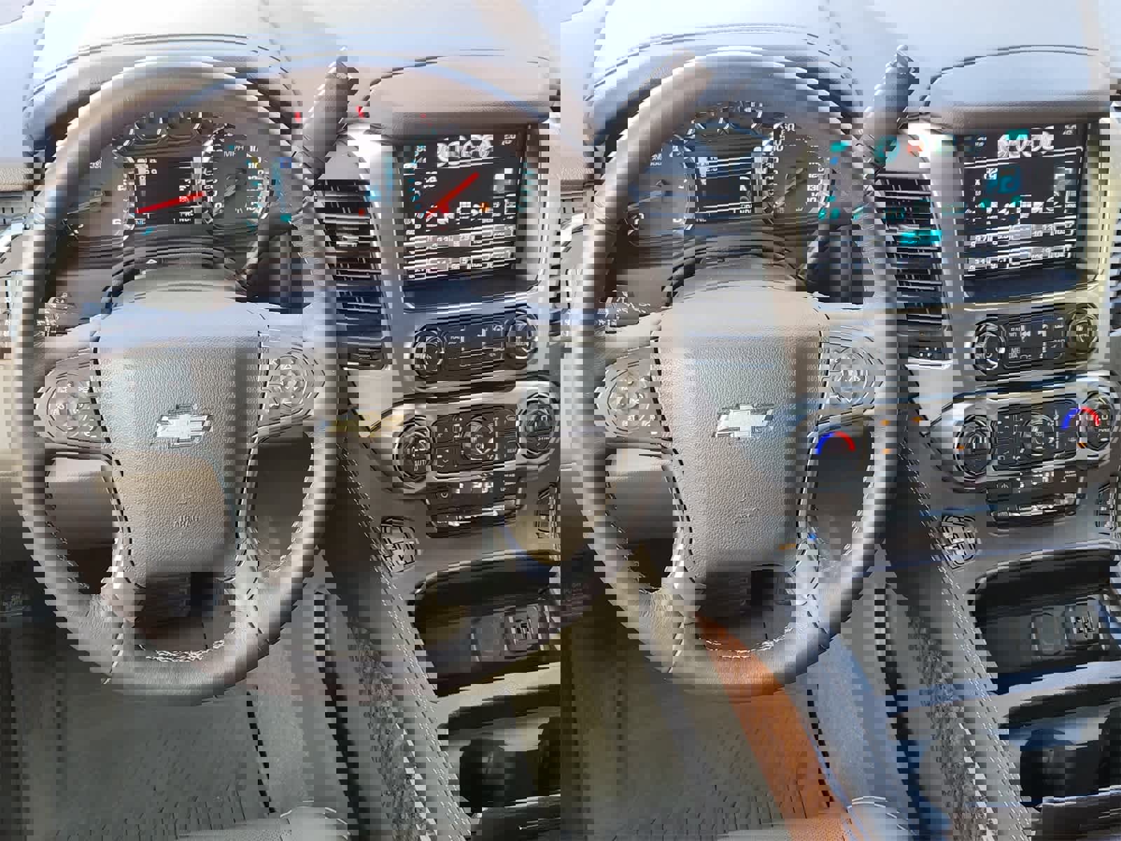 Used 2018 Chevrolet Tahoe Premier image 26