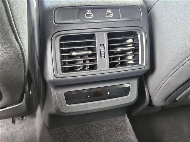 Used 2025 Audi Q5 Premium w/ Convenience Package image 18