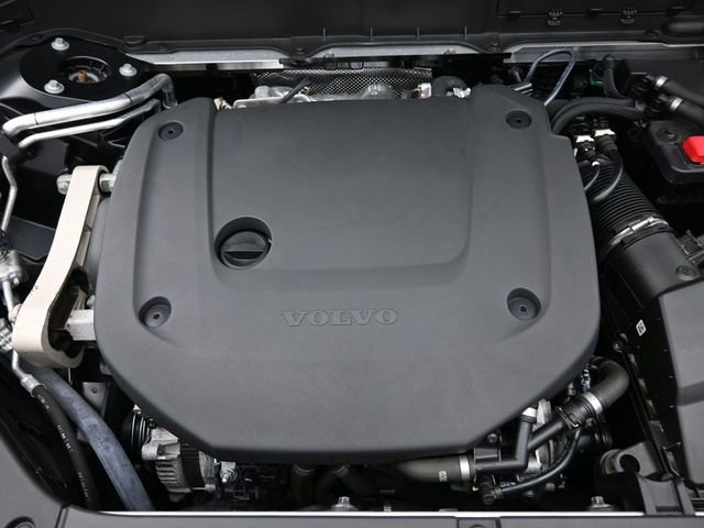 Used 2023 Volvo XC90 B6 Ultimate w/ Protection Package image 13