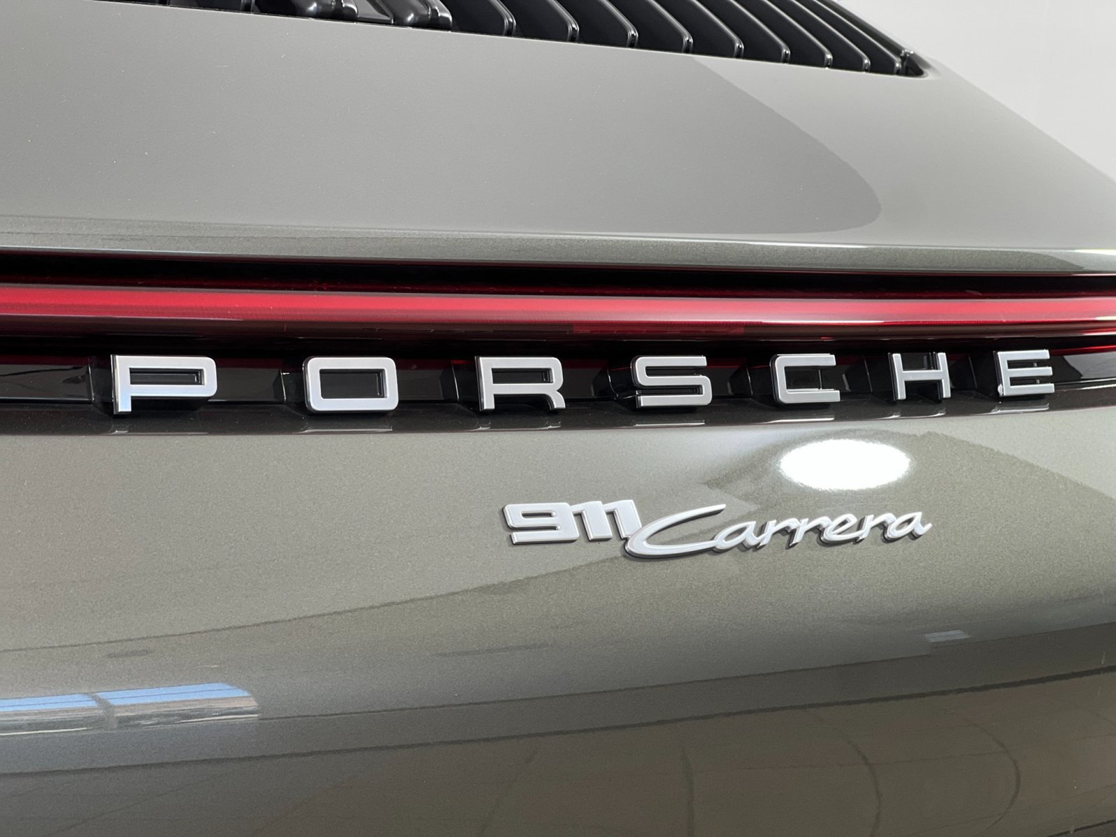 Certified 2020 Porsche 911 Carrera S RWD image 27
