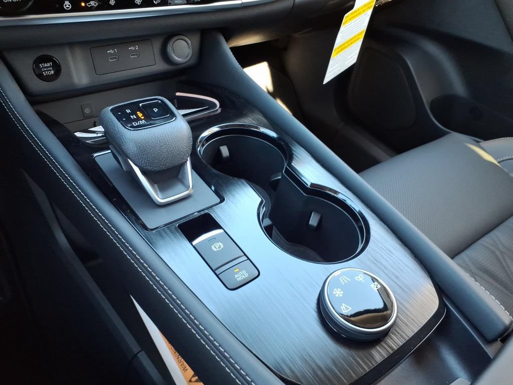New 2026 Nissan Rogue Platinum AWD/4WD image 13