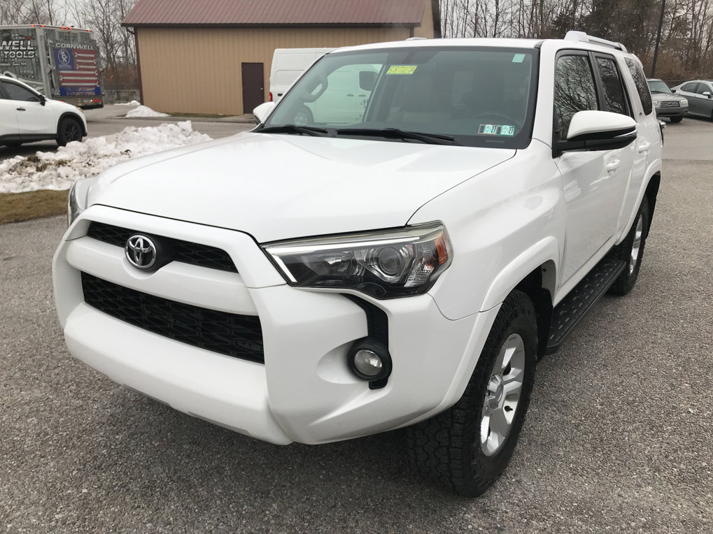 Used 2017 Toyota 4Runner SR5 Premium image 4