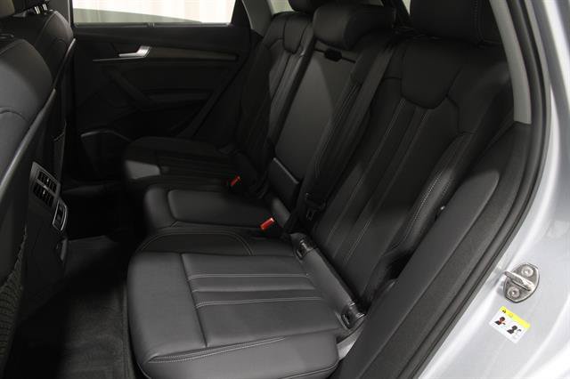 Used 2023 Audi Q5 2.0T Premium Plus w/ Premium Plus Package AWD/4WD image 18