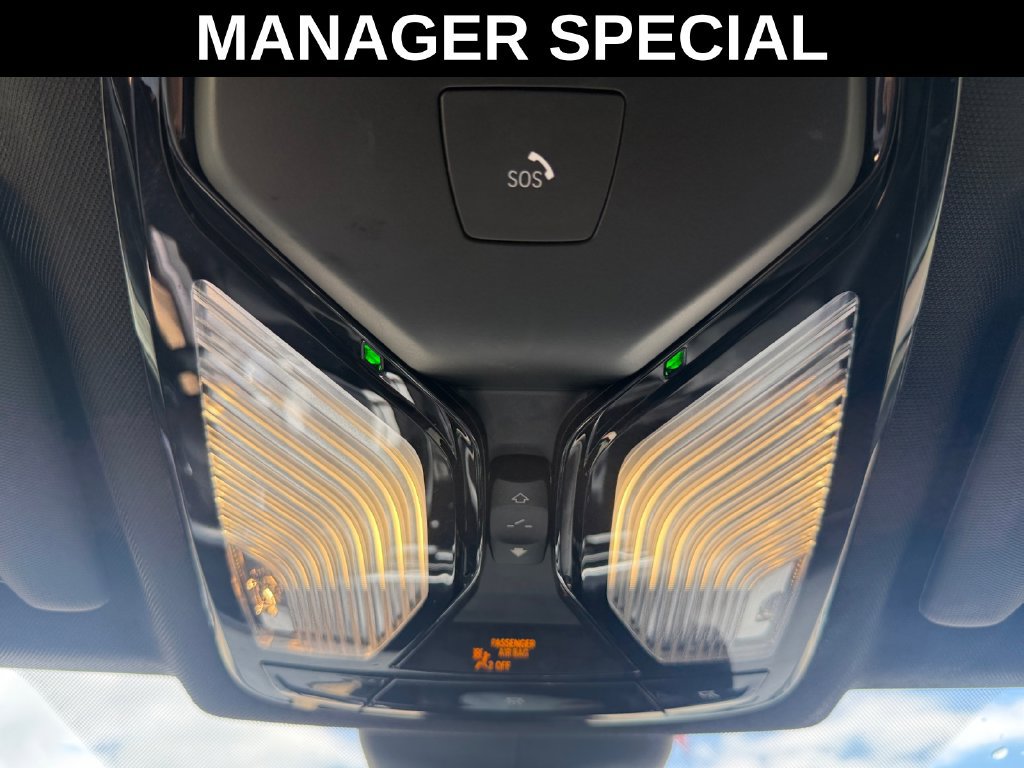 Used 2023 BMW 330i Sedan w/ Convenience Package RWD image 21