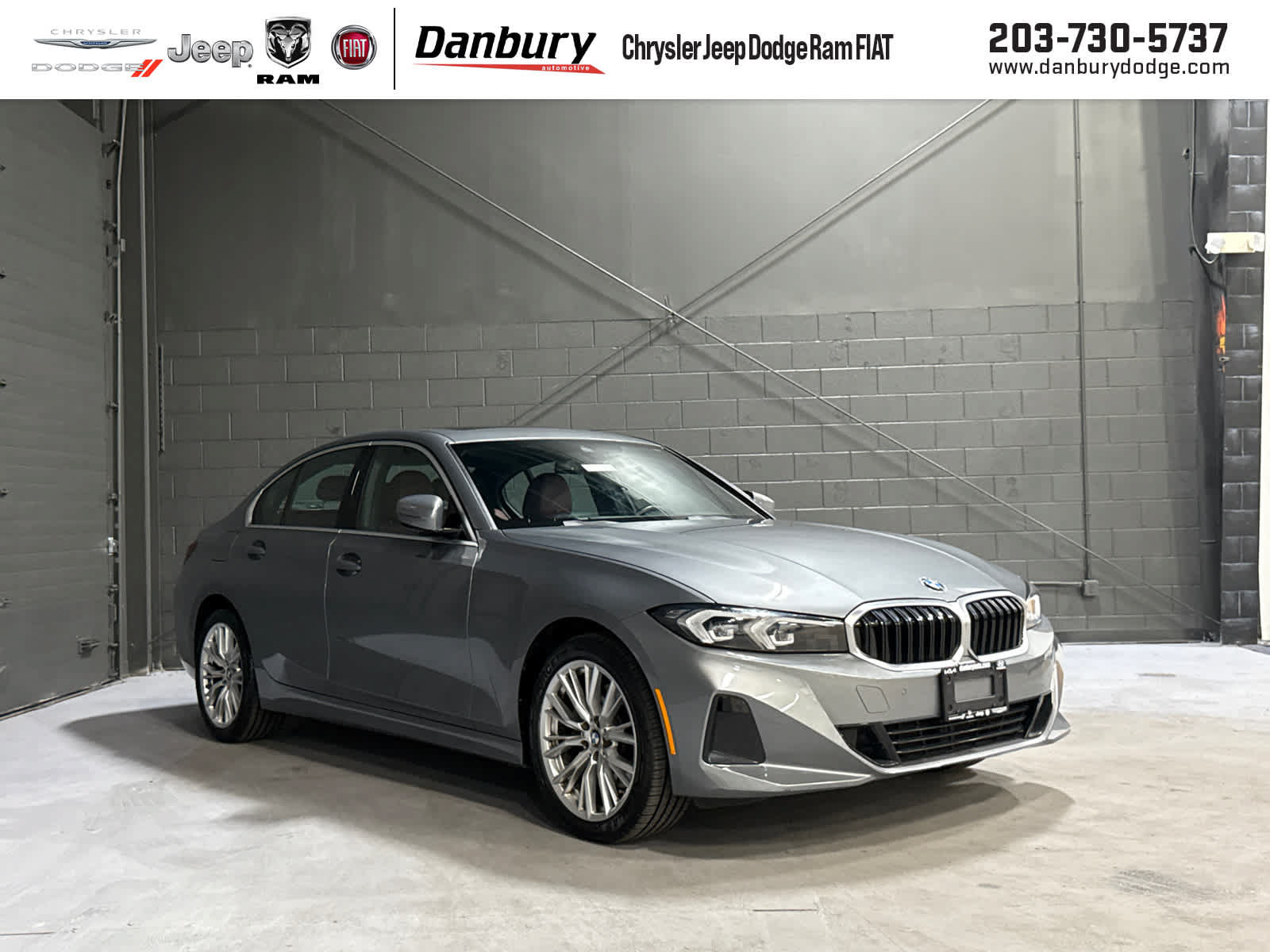 Used 2024 BMW 330i xDrive Sedan w/ Convenience Package AWD/4WD image 1