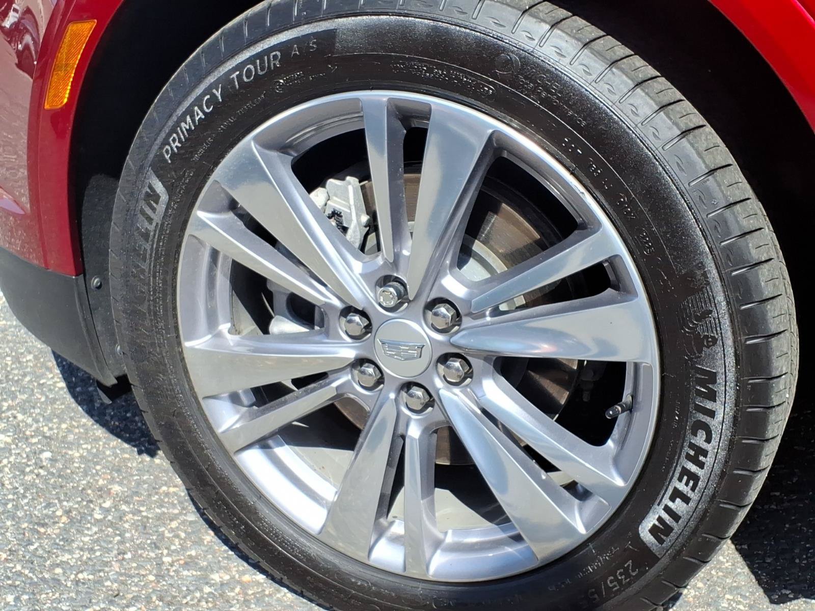 Certified 2024 Cadillac XT5 Premium Luxury w/ LPO, Floor Liner Package AWD/4WD image 7