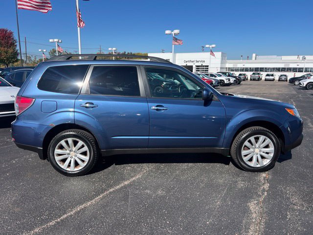 Used 2011 Subaru Forester 2.5X Premium AWD/4WD image 4