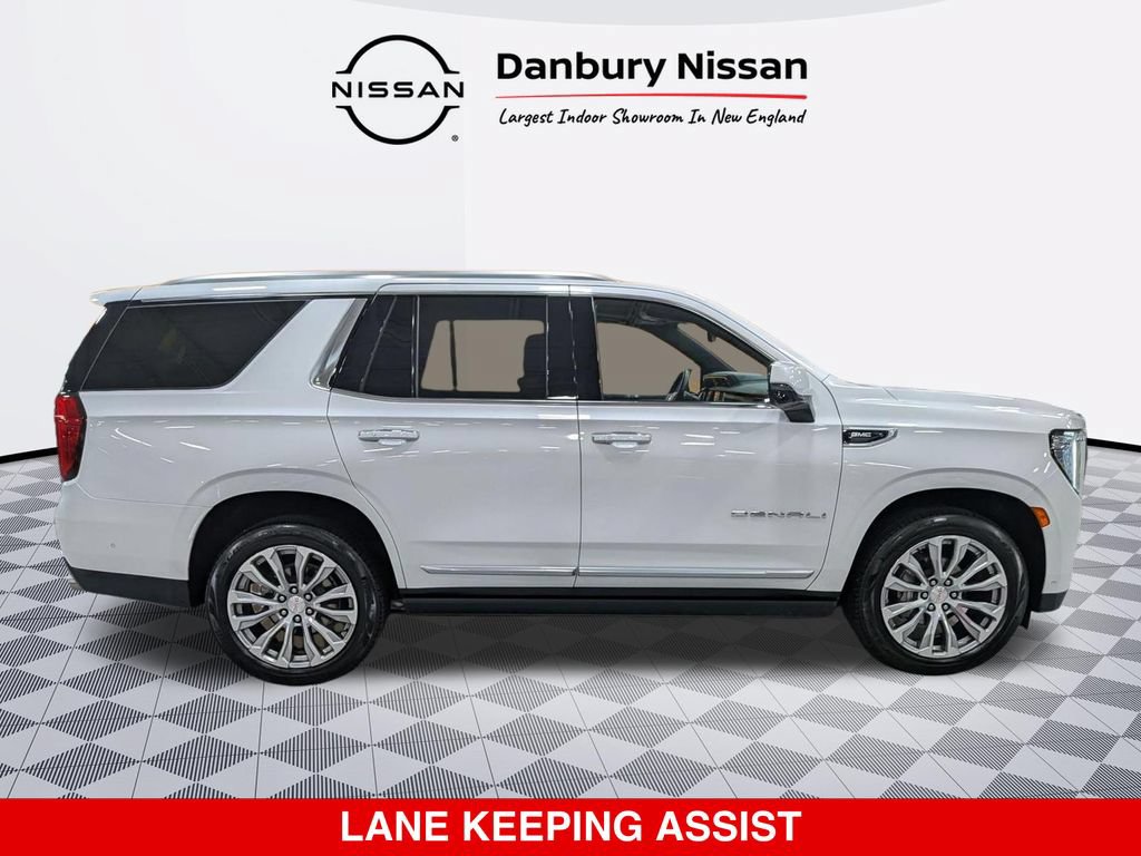 Used 2023 GMC Yukon Denali w/ Advanced Technology Package AWD/4WD image 2