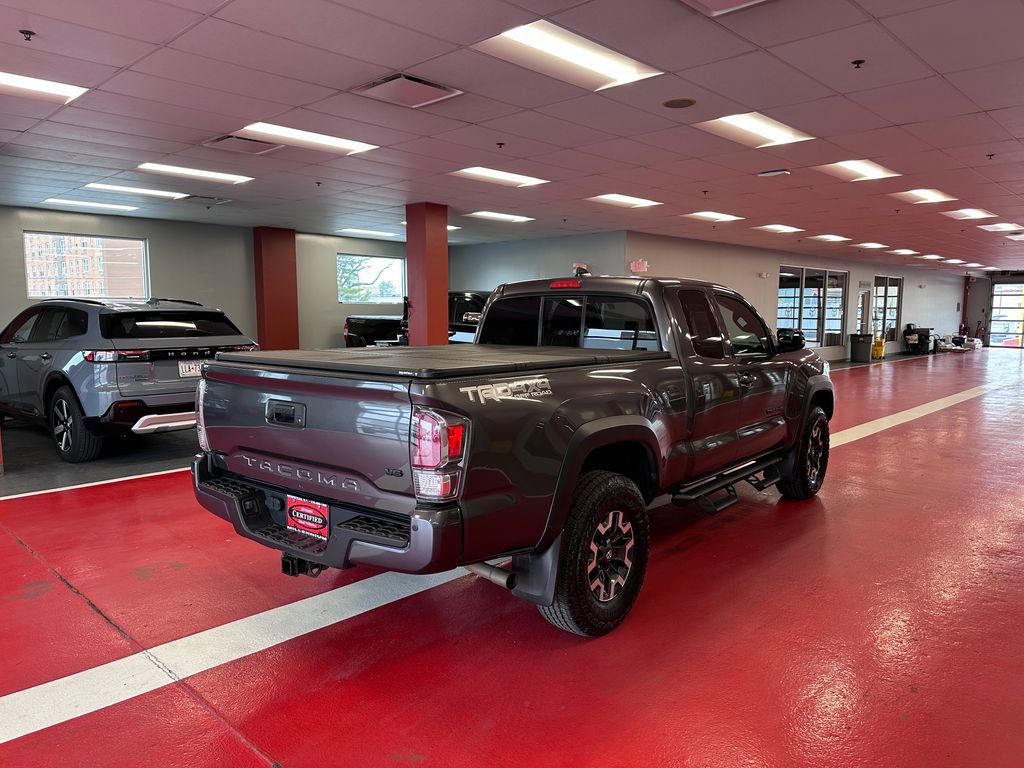Used 2021 Toyota Tacoma TRD Off-Road w/ TRD Premium Off Road Package image 4