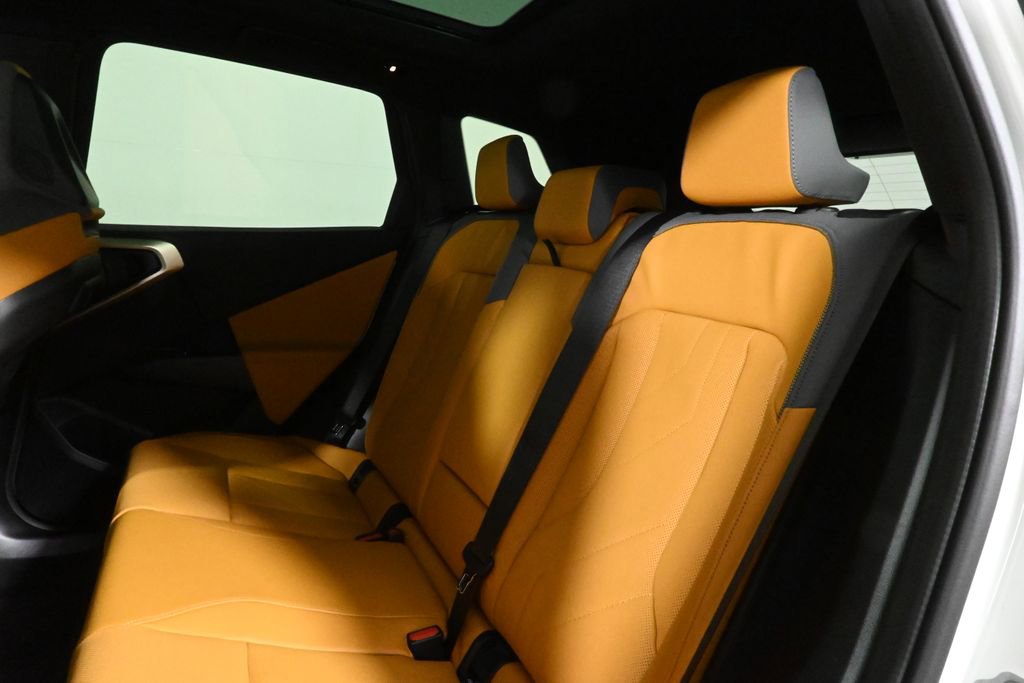 Used 2025 BMW X3 xDrive30i w/ Premium Package image 4