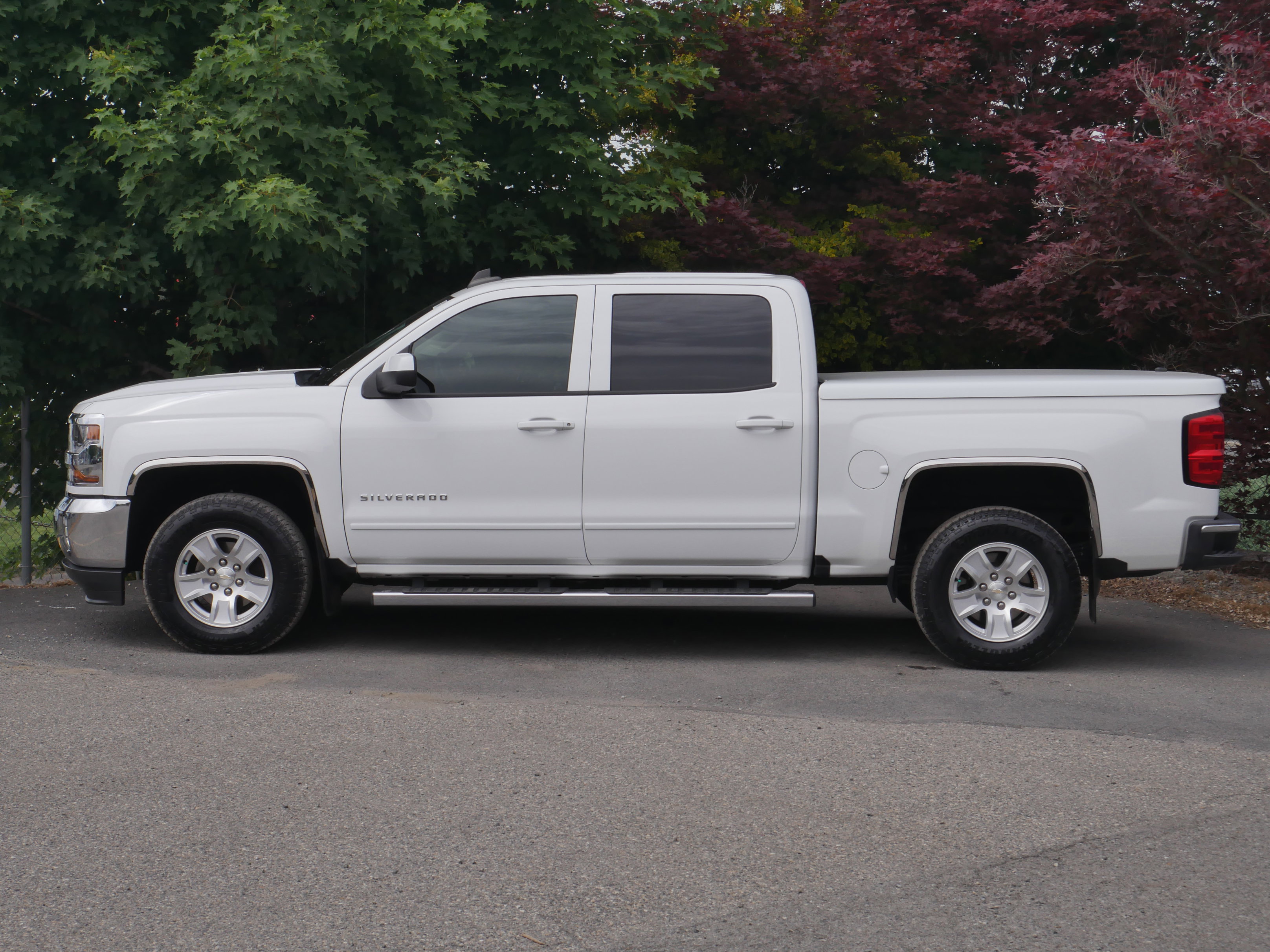 Used 2017 Chevrolet Silverado 1500 LT w/ All Star Edition AWD/4WD image 14